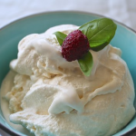 卵、牛乳、生クリーム、砂糖で簡単に作れる自家製アイスクリームの賞味期限